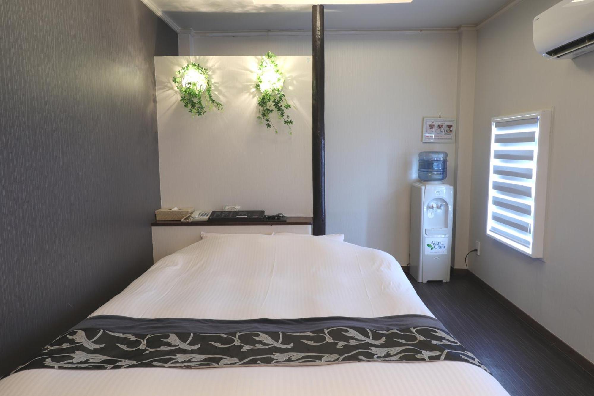 סווה 天然個室温泉 Hotel Lafontaine 諏訪 (Adults Only) מראה חיצוני תמונה