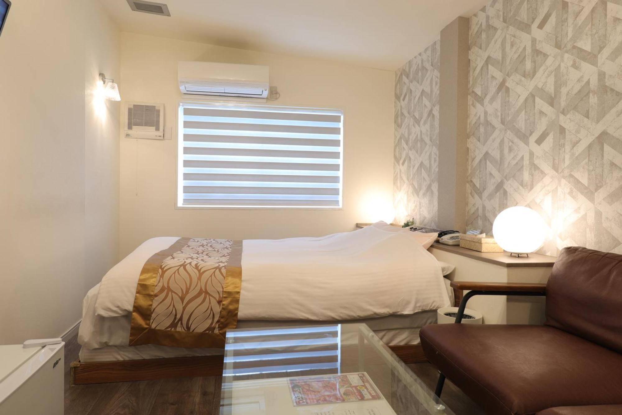 סווה 天然個室温泉 Hotel Lafontaine 諏訪 (Adults Only) מראה חיצוני תמונה