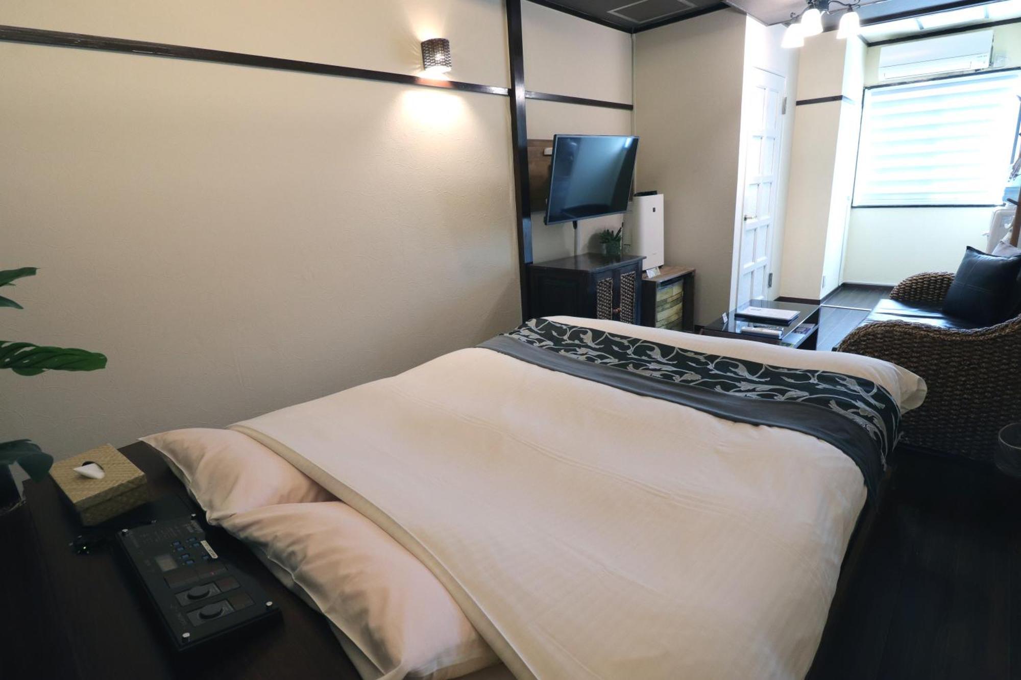 סווה 天然個室温泉 Hotel Lafontaine 諏訪 (Adults Only) מראה חיצוני תמונה