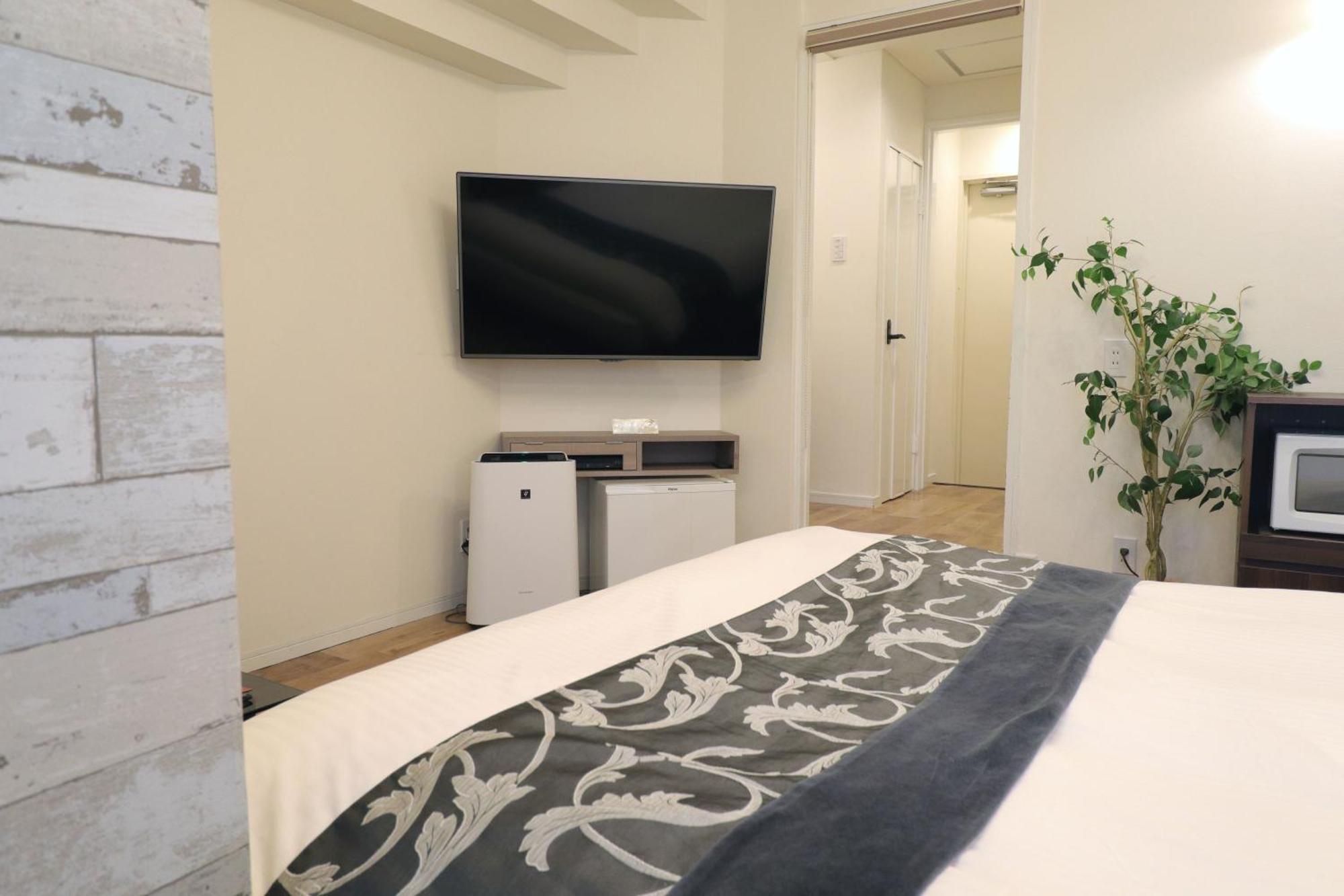סווה 天然個室温泉 Hotel Lafontaine 諏訪 (Adults Only) מראה חיצוני תמונה